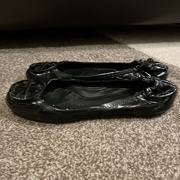 Tory Burch Women's Black Reva Patent Leather Ballet Flats -8.5/9 - Picture 5 of 8